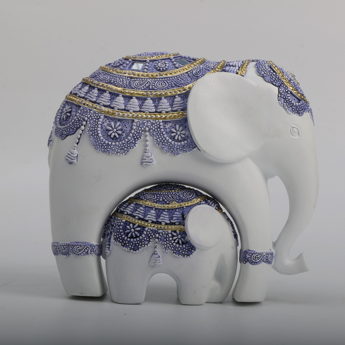Niebiesko-biała rzeźba słonia  – Home Decor On Sale recenzja i cena