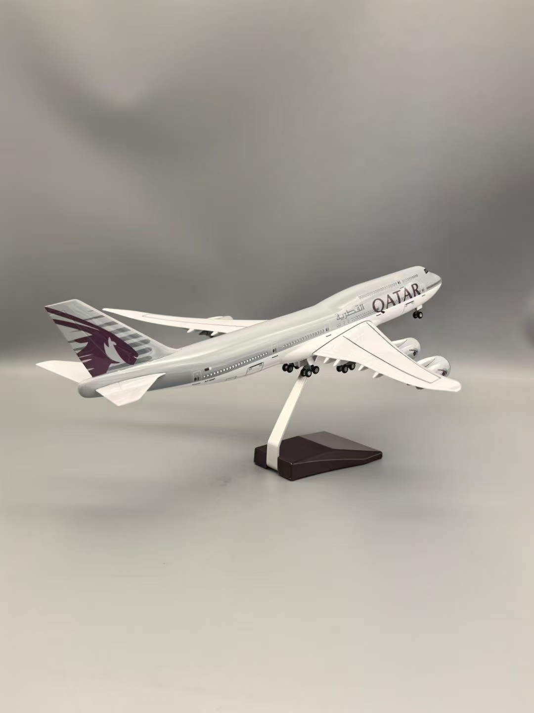 Model samolotu B747 w skali 1: – Home Decor Qatar recenzja i cena