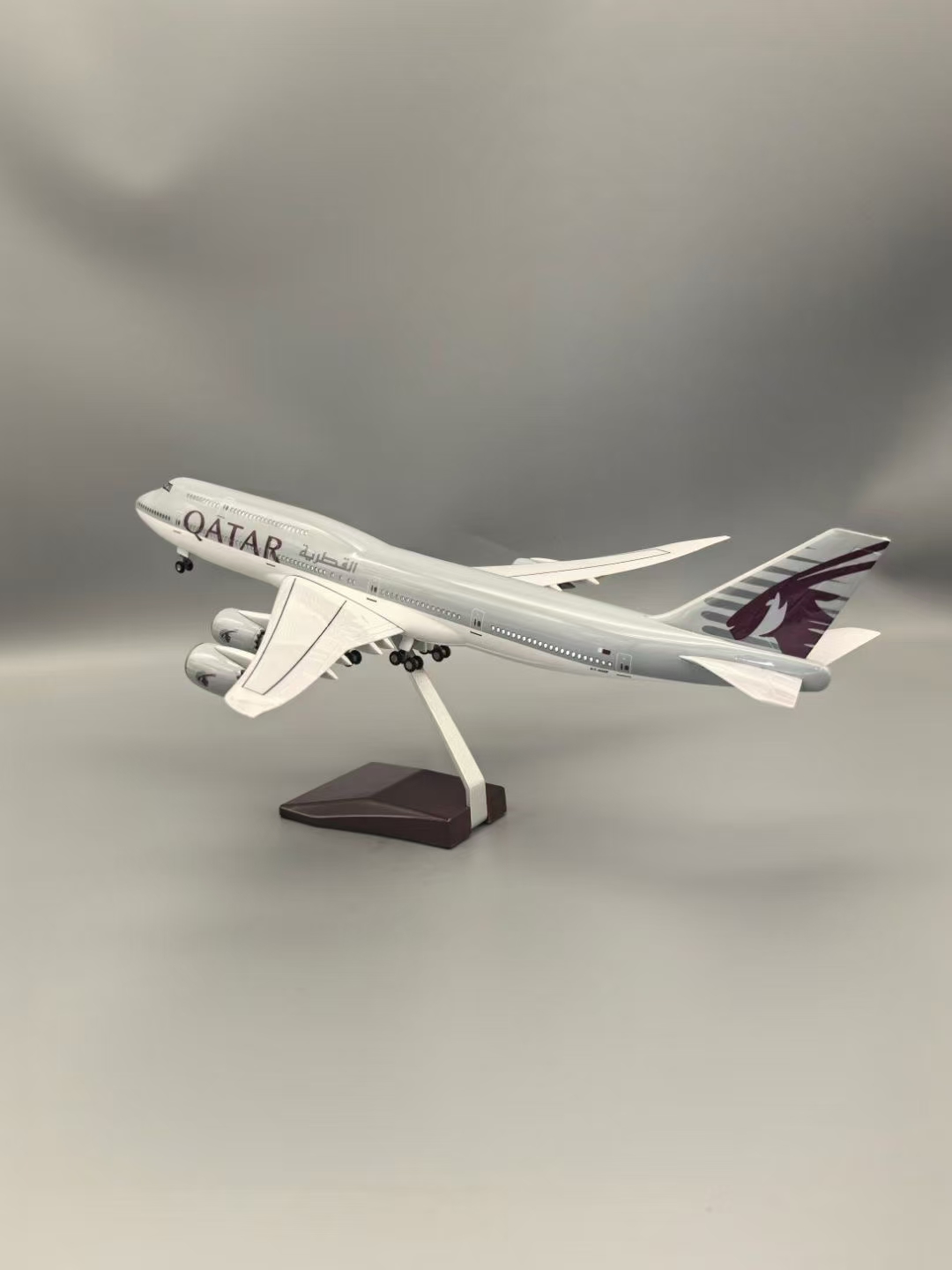 Model samolotu B747 w skali 1: – Home Decor Qatar recenzja i cena
